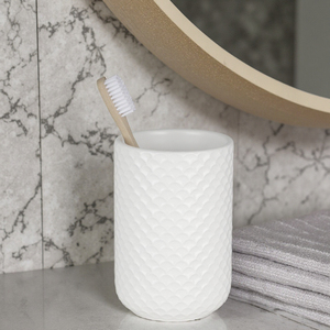 Accessori per la casa <span class=keywords><strong>Set</strong></span> da <span class=keywords><strong>bagno</strong></span> in porcellana moderna in porcellana con accenti di colore bianco opaco - Product Image 4