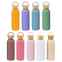 Botol Minum Tumbler Stainless Steel Tutup Bambu 500/750/1000ml Grosir, Warna Kustom, Lapisan Karet, Cocok untuk Perjalanan