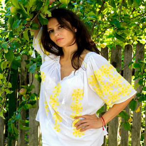 Blusa Tradicional Rumana 2026, Bordada a Mano, 100% Algodón, Secado Rápido, Top Corto de Manga Media para Mujer, Verano - Product Image 1