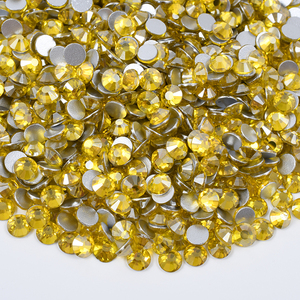 JUYAA Nouveau Satin Couleurs Verre Strass Dos Plat Strass Non Hotfix pour Nail Art Décoration - Product Image 4