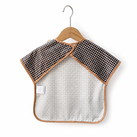 Bavoirs pour bébé réutilisables de haute qualité Happy Flute colorés, nouvelle tendance, tissu PU imperméable, bouton, impression personnalisée, manches longues