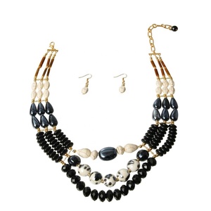 Collar Tribal con cuentas de resina multicapa hecho a mano, diseño de Color personalizado, accesorio de moda para niñas y mujeres - Product Image 3