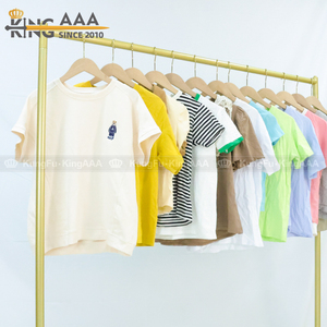 T-shirts d'été pour femmes, d'occasion, de qualité professionnelle, mélangés, vintage, propres, en balles en gros, matériaux et couleurs variés - Product Image 2
