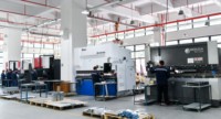 Cangkang Pelindung Baja Tahan Karat SUS304 Dilas OEM dengan Flensa Dasar Datar dan Permukaan Pasif untuk Peralatan Otomasi
