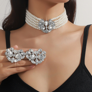 女性のための豪華な結婚式チョーカーステートメントラインストーンネックレスとイヤリングセット - Product Image 5