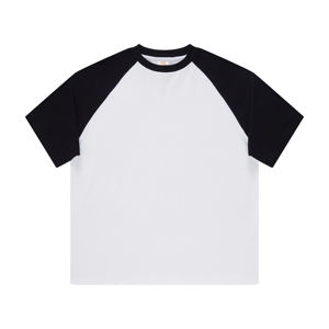T-shirt Oversize Personalizzate con Maniche Raglan in Cotone 100%, Stile Streetwear con Contrasto di Colori e Stampa a Rilievo - Product Image 4