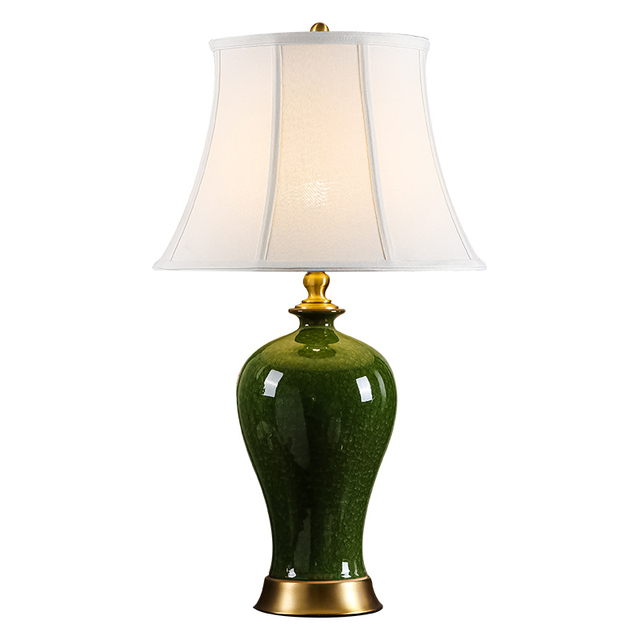 Modern Home Decorative Table Lamp Made in China Crackle Glaze Green Ceramic Table Lamp with Copper Base