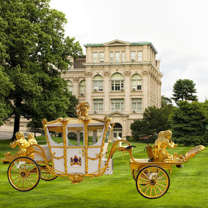 Calèche royale classique blanche de luxe pour le tourisme / Voiture de mariage électrique unique et personnalisée / Voiture électrique classique élégante et royale - Product Image 5
