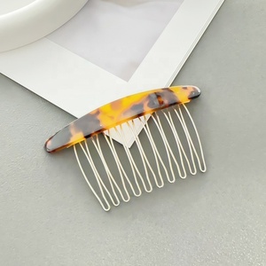 Peine para el cabello portátil, ecológico, de acetato vintage, con diseño de dientes anchos y huecos, versátil para el cuidado del cabello - Product Image 2