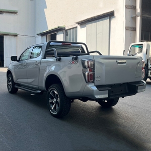 Camioneta Isuzu Qingling T300 D-MAX Doble Cabina 1.9T Diésel 4x2 al por Mayor para Uso Comercial Todoterreno - Product Image 4