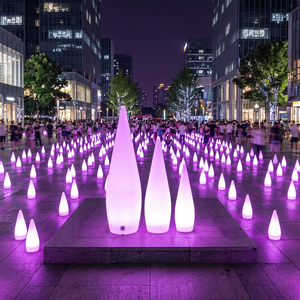 Lampe de sol LED en forme de goutte d'eau, lumière décorative pour pelouse, arrangement d'ambiance pour parc, lampe de sol paysagère en matériau PE - Product Image 3