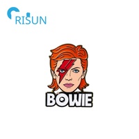 Usine métal musique Rock chanteur Rockstarman émail broche foudre boulon Bowie chat broche personnalisé David Bowie émail broche Badge
