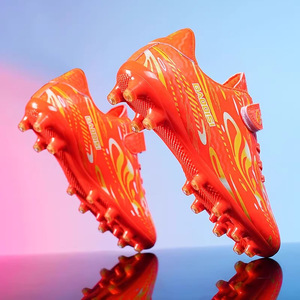 Chaussures de football Baodisi pour garçons, taille 15, crampons longs AG, tige synthétique, doublure en mesh, semelle extérieure en caoutchouc, pour entraînement printanier et matchs - Product Image 2