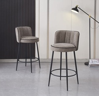 Tabourets de Bar de cuisine modernes nordiques chaises de salle à manger hautes avec accoudoirs tissu de velours en métal en gros pour la maison appartement