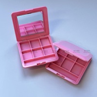 Palette de fards à paupières six couleurs, support pour pinceaux, échantillons de couleurs ; Boîte d'emballage cosmétique vide en plastique ABS personnalisable, directement de l'usine