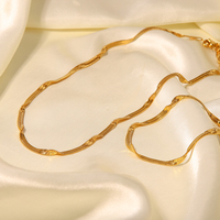 Parure de Bijoux Collier et Bracelet Chaîne Serpent Torsadée 3 mm en Acier Inoxydable Plaqué Or 18K Style Minimaliste pour Femme