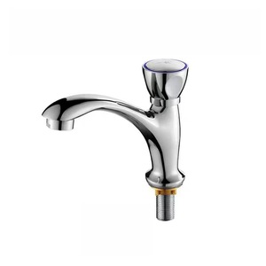 Grifo monomando para lavabo, con válvula de cerámica de un solo orificio, montado en encimera, de cobre, para lavabo de encimera - Product Image 1
