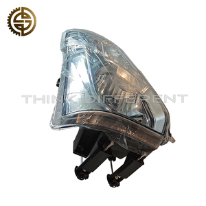 Chất lượng ban đầu cho foton l137101107a0 l1371010207a0 Phụ tùng xe Tải Hạng Nặng kết hợp lắp ráp đèn - Product Image 4