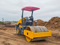 Rouleau vibrant à tambour unique de 4 tonnes-Compacteur routier industriel pour la construction de sols bitumineux