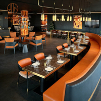 Canapé en cuir marron de style industriel, chaise en tissu orange avec structure métallique, ensemble de table en bois pour hôtel, restaurant occidental, steakhouse