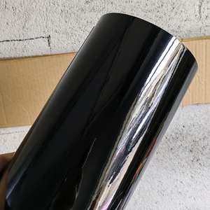 Film de protection de rétroviseur de voiture en fibre de carbone 3D style laser nacré irisé noir avec intérieur en PVC - Product Image 4
