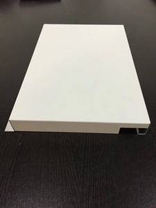 Panel de Techo Cuadrado Acústico de Aluminio para Pasillos de Oficinas y Áreas Públicas - Product Image 3