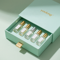 Boîte cadeau écologique recyclable haut de gamme, résistante aux chocs, légère, avec tiroir coulissant et doublure en mousse pour ensemble de maquillage