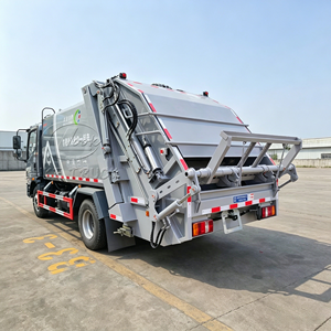 Camion benne hydraulique 6000L-8000L pour transport de déchets, couleur personnalisée, anti-fuite, garantie 1 an, vente en gros usine - Product Image 6