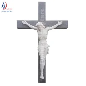 Wit Marmer Kruisbeeld Sculptuur Jezus Op Cross Standbeeld