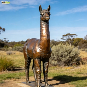 Estatua <span class=keywords><strong>de</strong></span> Alpaca <span class=keywords><strong>de</strong></span> Bronce <span class=keywords><strong>de</strong></span> Tamaño Real para Jardín, Escultura <span class=keywords><strong>de</strong></span> Llama Grande para Patio, Decoración <span class=keywords><strong>de</strong></span> Jardín Hecha a Mano en Bronce Fundido - Product Image 1