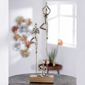 Ensemble de figurines de yoga modernes en métal, sculpture artisanale, décoration de table artistique, design minimaliste, décoration de salon - Product Image 1