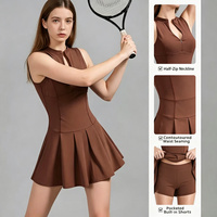 Robe de tennis sans manches pour femme avec demi-fermeture éclair et short intégré, robe plissée athlétique pour la course à pied, la gym et l'entraînement
