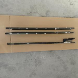 <span class=keywords><strong>Joint</strong></span> d'étanchéité <span class=keywords><strong>de</strong></span> remplacement pour vitres et portes <span class=keywords><strong>de</strong></span> voiture YAO YANG pour modèles Mitsubishi 75710-33080 75720-33080 75730-33080 75740-33080 - Product Image 1