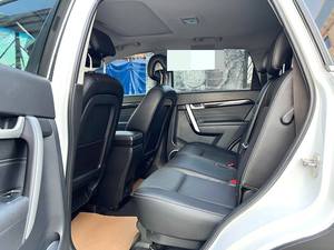 SUV <span class=keywords><strong>Chevrolet</strong></span> <span class=keywords><strong>Captiva</strong></span> 2.4L 6AT LHD 7 places 4x4 avec toit panoramique, d'<span class=keywords><strong>occasion</strong></span>, bien entretenue, fiable, pour l'exportation - Product Image 4