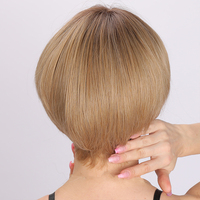 Wig Fashion Populer 2026 Wig Rambut Salon Coklat Keemasan Wig Rambut Pendek dengan Poni untuk Wanita Kulit Putih SM166-2
