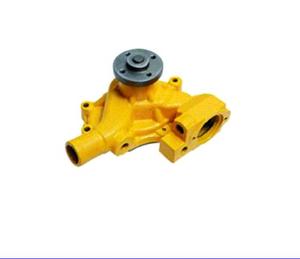 Pièces de moteur d'excavatrice PC60-5 PC60-6 S4D95 Pompe à eau - Product Image 1