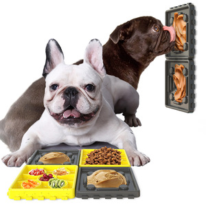 Alfombrillas de plástico para alimentación de mascotas 4 en 1, antideslizantes, de alimentación lenta, para perros, gatos, animales pequeños, uso en interiores, multifunción, fáciles de limpiar, impermeables - Product Image 1