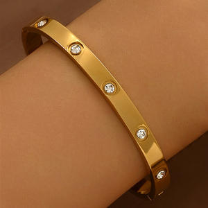 Juego <span class=keywords><strong>de</strong></span> <span class=keywords><strong>3</strong></span> Pulseras <span class=keywords><strong>de</strong></span> Acero Inoxidable, Chapadas en Oro <span class=keywords><strong>de</strong></span> 18K, con Diseño <span class=keywords><strong>de</strong></span> Espiral, Trébol <span class=keywords><strong>de</strong></span> 4 <span class=keywords><strong>Hojas</strong></span>, Joyería <span class=keywords><strong>de</strong></span> Acero Titanio para Mujer - Product Image 6