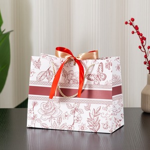 Wholesale Custom Luxury Handmade Durable Aseptic Paperboard Shopping Bag Eco-Friendly Digital <b>Lamination</b> Supermarket Promotion - Product Image 1