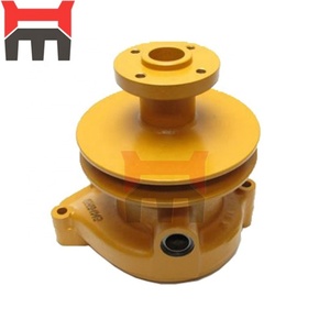 Pompe à eau 4D92 6141-61-1111 6141-61-1300 D20-3 Pièces de bulldozer pour engins de construction - Product Image 2
