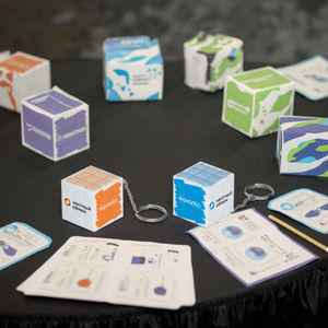 Ensemble cadeau d'entreprise promotionnel, logo personnalisé, mini <span class=keywords><strong>cube</strong></span> magique porte-clés, puzzle imprimé UV multi-tailles, breloque pour sac à dos - Product Image 1