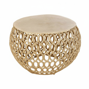 Table basse industrielle chic en aluminium combinant une structure en métal robuste et une élégance polie à l'or pour les lofts modernes - Product Image 1