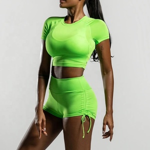 Conjunto Deportivo Sexy Personalizado para Mujer, Top de Manga Corta y Pantalones Cortos para Yoga y Gimnasio, Tela Elástica Informal de Verano - Product Image 6