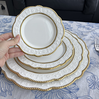 Service d'Assiettes de Dîner en Porcelaine Luxe Blanc et Or, Style Arabe, Bord Doré, Assiette de Présentation en Céramique pour Événement de Mariage