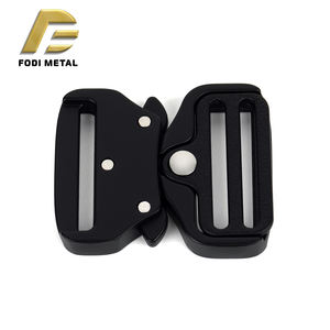 Collier de <span class=keywords><strong>chien</strong></span> à boucle tactique de 38mm certifié T5008 pour lévrier italien - Product Image 4