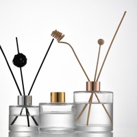 Vente en gros de diffuseurs de parfum en verre cylindriques transparents de luxe personnalisés avec gravure, bouteille d'huile essentielle écologique recyclable