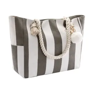 Grand <span class=keywords><strong>sac</strong></span> de plage en toile avec logo imprimé à rayures beiges, fourre-tout avec boule de cheveux pour femmes, vente en gros - Product Image 1