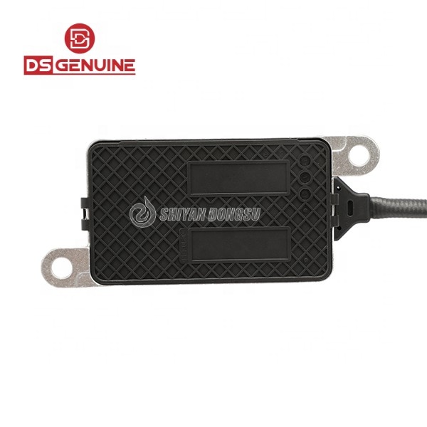 Nitrogen Oxygen Sensor 24V NOx Sensor SNS306 2965584330