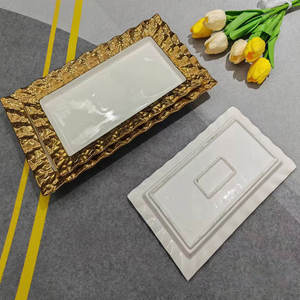 Assiette de service carrée en <span class=keywords><strong>porcelaine</strong></span> pour restaurant, hôtel, mariage, <span class=keywords><strong>assiettes</strong></span> <span class=keywords><strong>creuses</strong></span> en mélamine en céramique, ensemble d'<span class=keywords><strong>assiettes</strong></span> à dessert plates à bord or blanc - Product Image 2