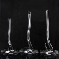 Carafe à vin en verre de haute qualité fabriquée à la main en Chine, carafe à vin en verre en forme de serpent